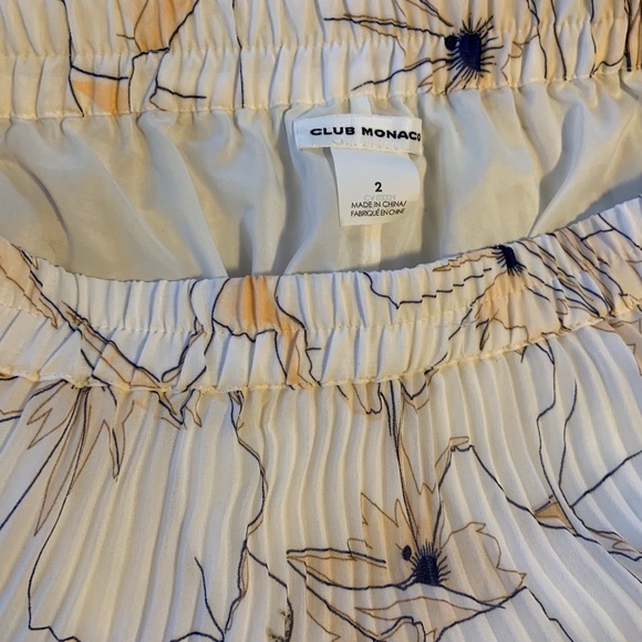 Club Monaco Pleated Floral Print Maxi Skirt - Picture 2 of 3